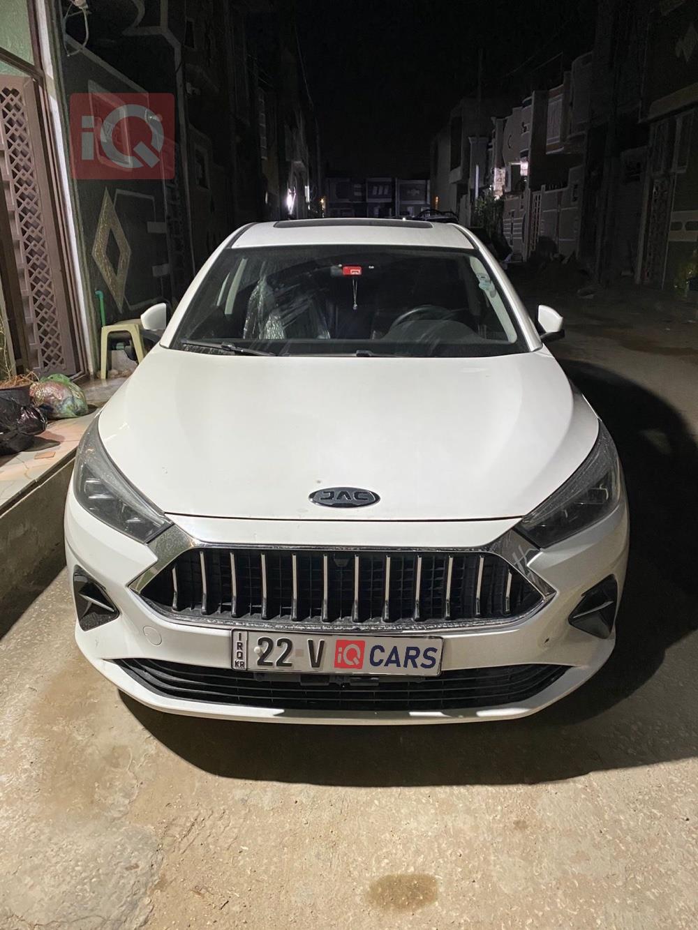 JAC J7